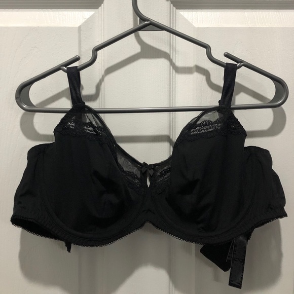 Different types of bras. $14 each. - Picture 9 of 13